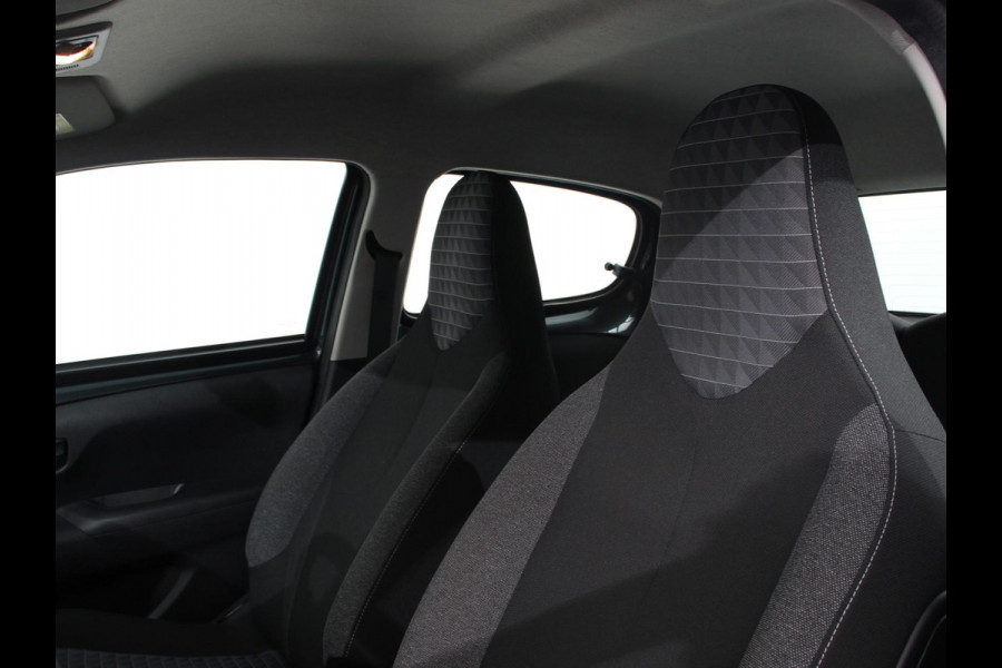 Peugeot 108 1.0 e-VTi Active Airco  Bluetooth  Led  DAB 5 deurs