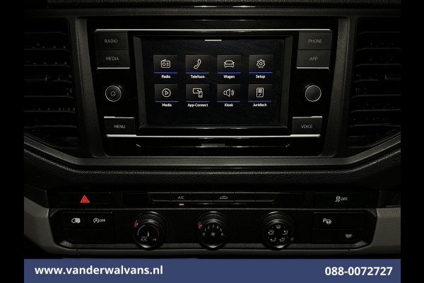Volkswagen Crafter 2.0 TDI 141pk L3H3 L2H2 Euro6 Airco | Camera | Apple Carplay | Cruisecontrol | 3000kg Trekhaak Android Auto, Chauffeursstoel, Bijrijdersbank