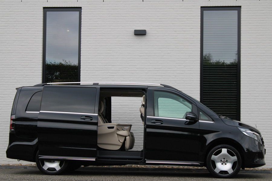Mercedes-Benz V-Klasse 300d / XXL / AMG / Exclusive / 4-Matic / 7 Pers / Luchtv / Elec Stoel voor + Achter / Burmester / NIEUWSTAAT