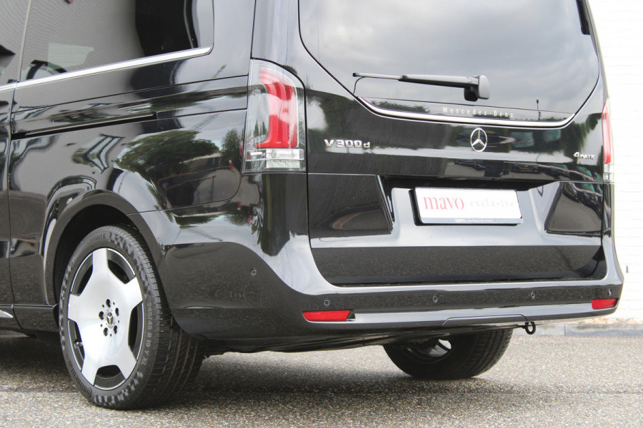 Mercedes-Benz V-Klasse 300d / XXL / AMG / Exclusive / 4-Matic / 7 Pers / Luchtv / Elec Stoel voor + Achter / Burmester / NIEUWSTAAT