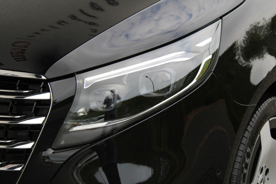 Mercedes-Benz V-Klasse 300d / XXL / AMG / Exclusive / 4-Matic / 7 Pers / Luchtv / Elec Stoel voor + Achter / Burmester / NIEUWSTAAT