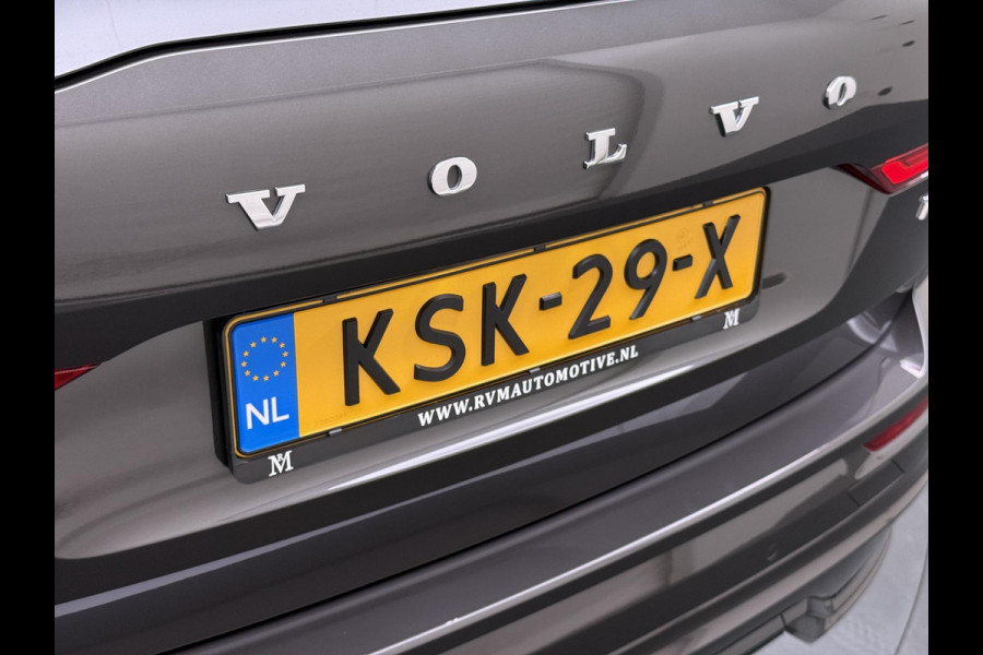 Volvo XC60 Plug-In Hybrid AWD T6 Plus Dark Recharge ADAPT. CRUISE CONTROL | STUUR & STOEL VERWARMING | PANORAMA DAK | 360 GRADEN CAMERA | ELEK. STOELEN MET GEHEUGEN | HARMAN/KARDON AUDIO