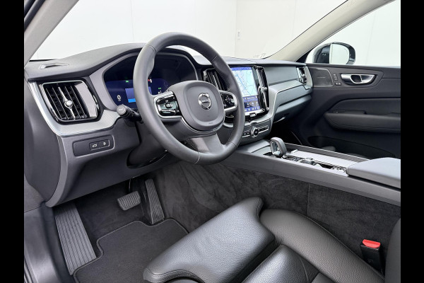 Volvo XC60 Plug-In Hybrid AWD T6 Plus Dark Recharge ADAPT. CRUISE CONTROL | STUUR & STOEL VERWARMING | PANORAMA DAK | 360 GRADEN CAMERA | ELEK. STOELEN MET GEHEUGEN | HARMAN/KARDON AUDIO
