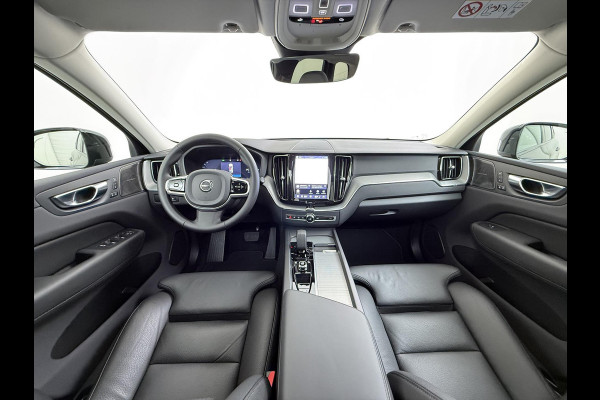 Volvo XC60 Plug-In Hybrid AWD T6 Plus Dark Recharge ADAPT. CRUISE CONTROL | STUUR & STOEL VERWARMING | PANORAMA DAK | 360 GRADEN CAMERA | ELEK. STOELEN MET GEHEUGEN | HARMAN/KARDON AUDIO