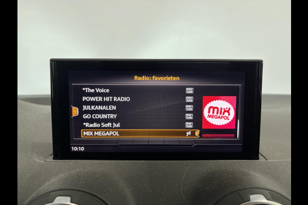 Audi Q2 35 TFSI Automaat Prestige Navigatie Apple Carplay/Android Auto Camera Verwarmde voorstoelen Led Parkeer sensoren