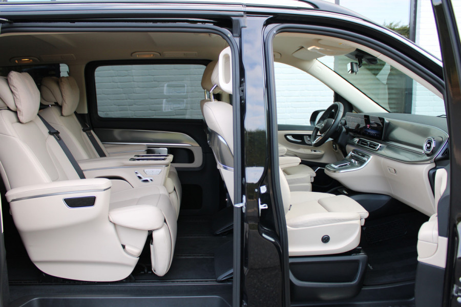 Mercedes-Benz V-Klasse 300d / XXL / AMG / DC / Exclusive / 4-Matic / Luchtv / Elec Stoel voor + Achter / Burmester / NIEUWSTAAT