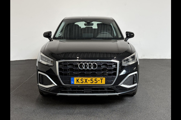 Audi Q2 35 TFSI Automaat Prestige Navigatie Apple Carplay/Android Auto Camera Verwarmde voorstoelen Led Parkeer sensoren