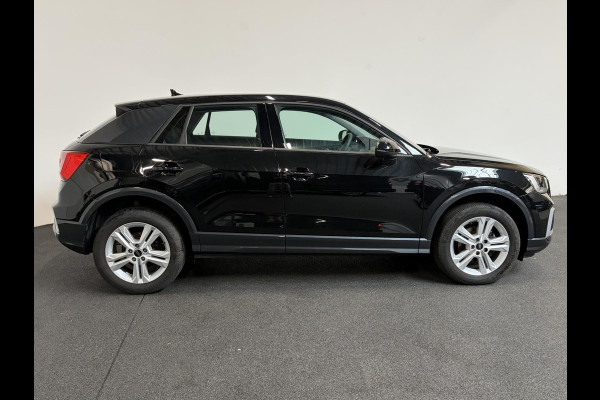 Audi Q2 35 TFSI Automaat Prestige Navigatie Apple Carplay/Android Auto Camera Verwarmde voorstoelen Led Parkeer sensoren