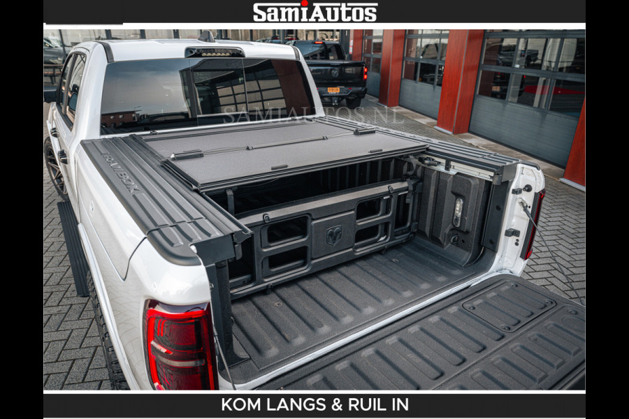 Dodge Ram LIMITED H.O 540 PK 706Nm | Massage + Full Option | De Meest Luxe en Volle Pick-Up in zijn Klasse | Comfortabele Dubbele Cabine met Royale 5 Zitplaatsen | BPM vrij | Nu Leverbaar uit Voorraad | Voorraad Nr 2336 - 7700 | De specialist in Amerikaanse pick‑ups in Nederland en Europa.