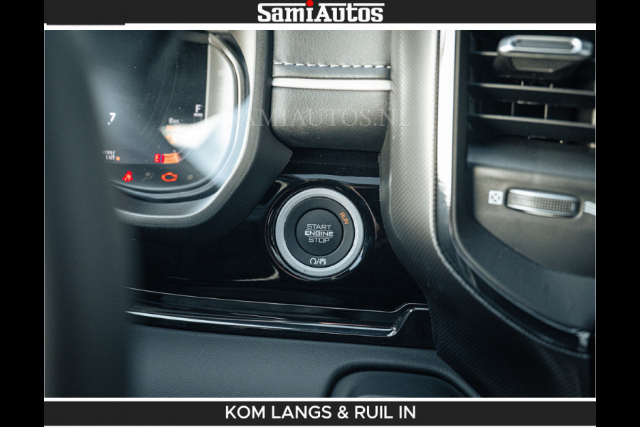 Dodge Ram LIMITED H.O 540 PK 706Nm | Massage + Full Option | De Meest Luxe en Volle Pick-Up in zijn Klasse | Comfortabele Dubbele Cabine met Royale 5 Zitplaatsen | BPM vrij | Nu Leverbaar uit Voorraad | Voorraad Nr 2336 - 7700 | De specialist in Amerikaanse pick‑ups in Nederland en Europa.