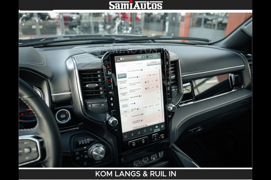 Dodge Ram LIMITED H.O 540 PK 706Nm | Massage + Full Option | De Meest Luxe en Volle Pick-Up in zijn Klasse | Comfortabele Dubbele Cabine met Royale 5 Zitplaatsen | BPM vrij | Nu Leverbaar uit Voorraad | Voorraad Nr 2336 - 7700 | De specialist in Amerikaanse pick‑ups in Nederland en Europa.