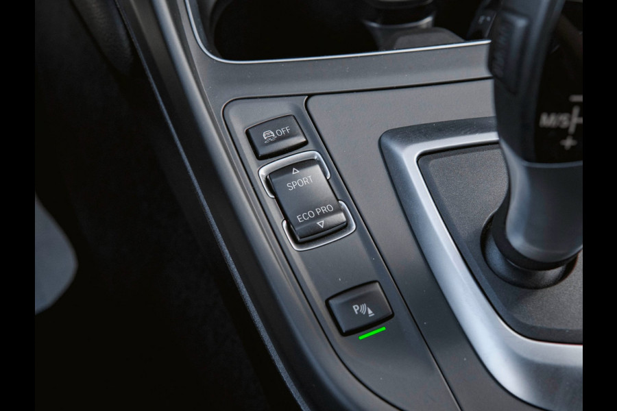 BMW 1-serie 118i M Sport Edition| LEDER | STOELVERWARMING | 19 INCH | PDC | NAVI