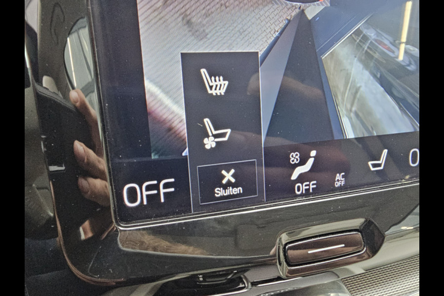 Volvo XC60 2.0 T4 Inscription Polestar Engineered | Pano | Luchtvering | Leder | Stoelverwarming & ventilatie | Camera | Trekhaak | ACC | App-connect |
