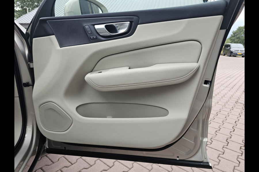 Volvo XC60 2.0 T4 Inscription Polestar Engineered | Pano | Luchtvering | Leder | Stoelverwarming & ventilatie | Camera | Trekhaak | ACC | App-connect |
