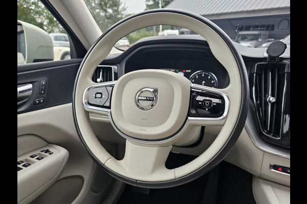 Volvo XC60 2.0 T4 Inscription Polestar Engineered | Pano | Luchtvering | Leder | Stoelverwarming & ventilatie | Camera | Trekhaak | ACC | App-connect |