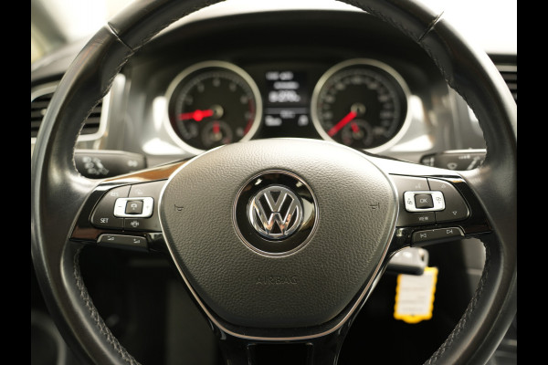 Volkswagen Golf 1.0 TSI Comfortline Business | Adaptive Cruise | Stoelverwarming | Android/Apple Carplay