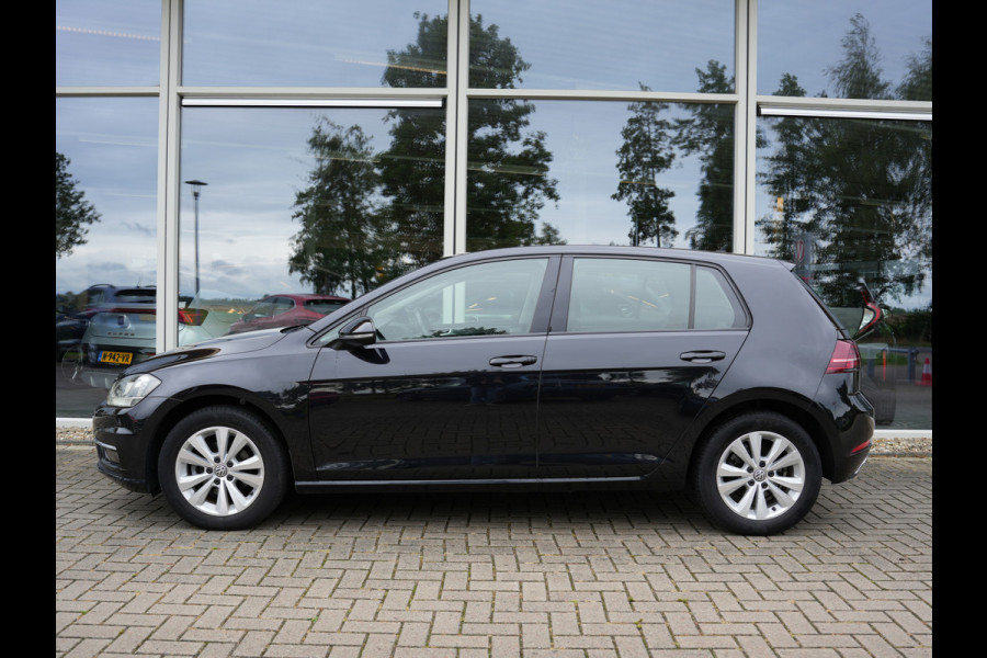 Volkswagen Golf 1.0 TSI Comfortline Business | Adaptive Cruise | Stoelverwarming | Android/Apple Carplay