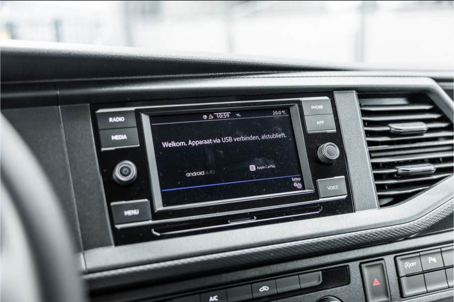 Volkswagen Transporter T6.1 2.0 TDI DSG L2H1 | AV Edition | Bi-Xenon | CarPlay | Camera | Cruise control | Trekhaak | MF Stuur | BPM Vrij