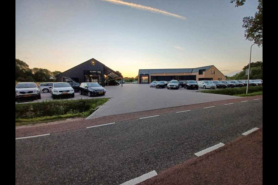 Seat Ateca 1.4 EcoTSI Xcellence | Automaat | Pano | Trekhaak | App-connect | Camera | PDC | LED | All-seasons |