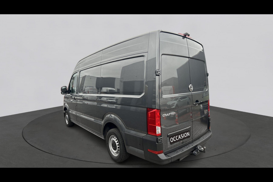 Volkswagen Crafter L3H3 2.0 TDI 140pk 3.5T Automaat Highline / Parkeersensoren / Geveerde stoel / Voorruitverwarming