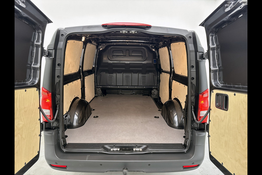Mercedes-Benz Vito 116 CDI L2 Pro Multibeam Led Trekhaak Achteruitrijcamera met sonsoren Betimmering Cruise Control