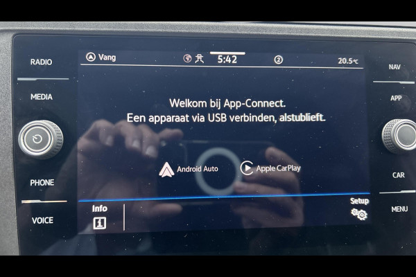 Volkswagen Crafter L4H3 2.0 TDI 140pk Automaat / Navigatie / Trekhaak / Betimmering / Bijrijdersbank