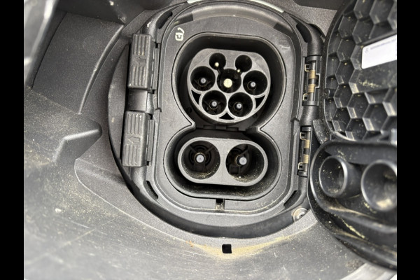 Mercedes-Benz eVito 112 60kWh airco | navigatie | LED