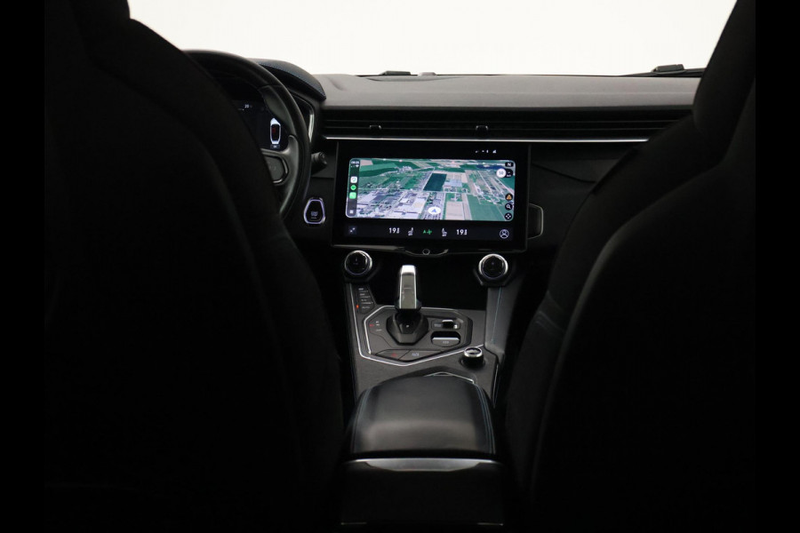 Lynk & Co 01 1.5 PLUG-IN HYBRID 261 PK + PANORAMA SCHUIFDAK | MEMORY | ADAPTIVE CRUISE | 20 INCH