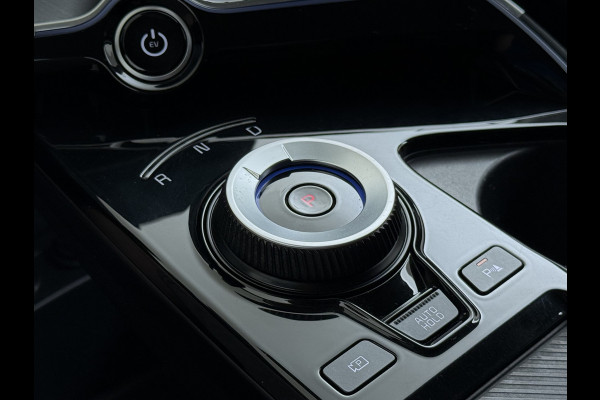 Kia Ev6 Plus Long Range 77.4kWh Trekhaak Leer+Ventilatie+Verwarming(+bank) Camera Adap.Cruise Warmtepomp Meridian®-Audio Stuur+Achterban SOH 100% Elek.Achterklep Apple Carplay Android Privacy Glas Pdc Lmv Led DAB 1.600KG Trekgewicht Dealeronderhouden