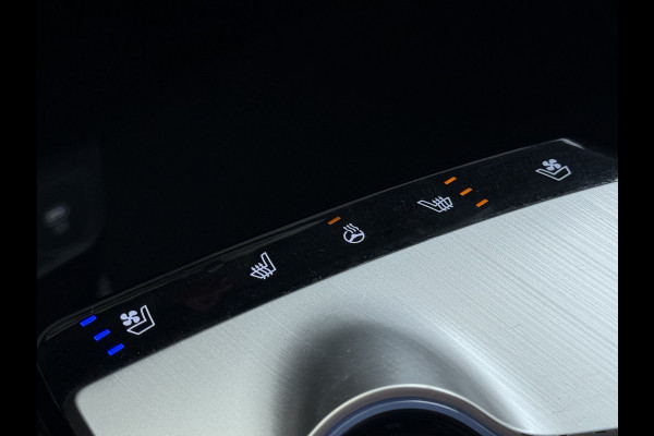 Kia Ev6 Plus Long Range 77.4kWh Trekhaak Leer+Ventilatie+Verwarming(+bank) Camera Adap.Cruise Warmtepomp Meridian®-Audio Stuur+Achterban SOH 100% Elek.Achterklep Apple Carplay Android Privacy Glas Pdc Lmv Led DAB 1.600KG Trekgewicht Dealeronderhouden