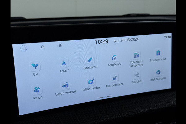 Kia Ev6 Plus Long Range 77.4kWh Trekhaak Leer+Ventilatie+Verwarming(+bank) Camera Adap.Cruise Warmtepomp Meridian®-Audio Stuur+Achterban SOH 100% Elek.Achterklep Apple Carplay Android Privacy Glas Pdc Lmv Led DAB 1.600KG Trekgewicht Dealeronderhouden