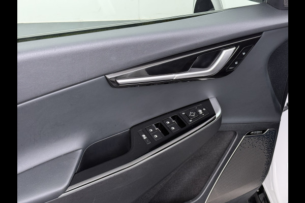 Kia Ev6 Plus Long Range 77.4kWh Trekhaak Leer+Ventilatie+Verwarming(+bank) Camera Adap.Cruise Warmtepomp Meridian®-Audio Stuur+Achterban SOH 100% Elek.Achterklep Apple Carplay Android Privacy Glas Pdc Lmv Led DAB 1.600KG Trekgewicht Dealeronderhouden
