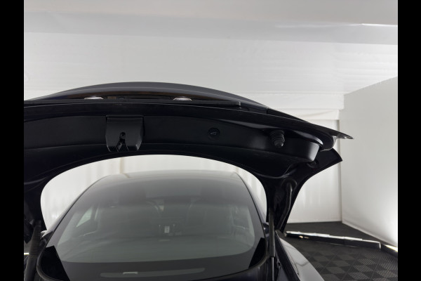 Tesla Model 3 RWD 60 kWh [3-Fase-11kW] {SoH-88%} (INCL-BTW) Aut. *PANO | AUTOPILOT | LEATHER | KEYLESS | FULL-LED | MEMORY-PACK | TOPVIEW | DAB | CARPLAY | DIGI-COCKPIT | LANE-ASSIST | HEATED-COMFORTSEATS | 18"ALU*