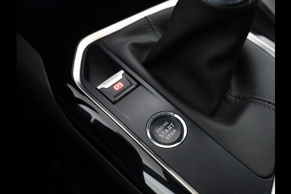 Peugeot 5008 1.2 PT 130 PK 7-PERSOONS PREMIUM + MASSAGE | TREKHAAK | ADAPTIVE CRUISE | MEMORY | STOELVERW.