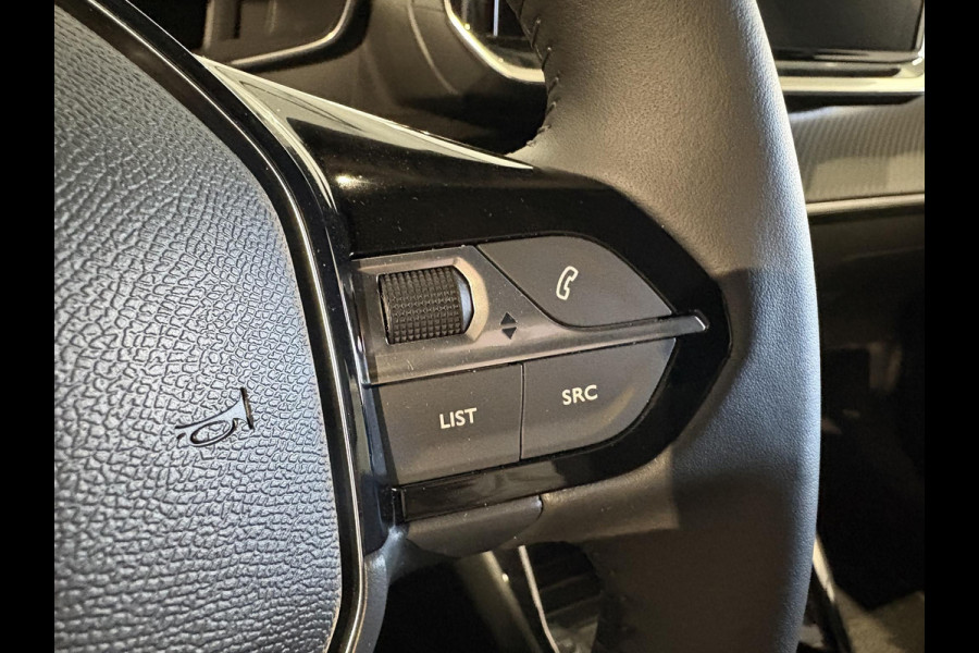 Peugeot 2008 1.2 Hybrid 145 Allure