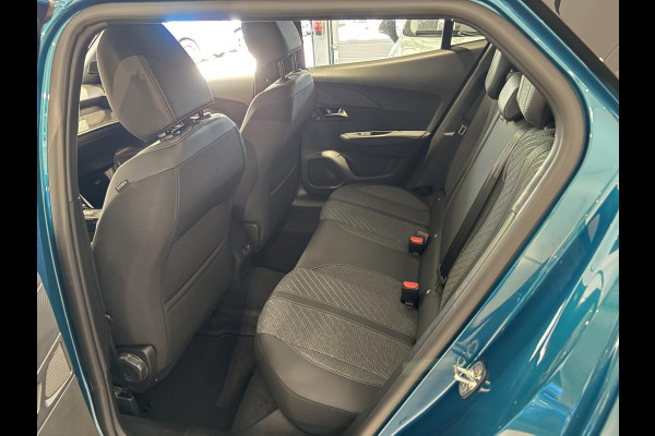 Peugeot 2008 1.2 Hybrid 145 Allure