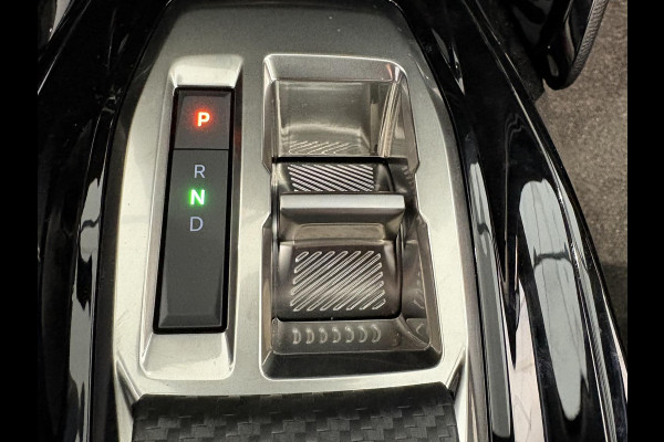 Peugeot 2008 1.2 Hybrid 145 Allure