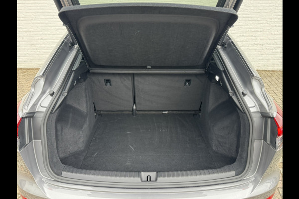 Audi Q4 Sportback e-tron 35 Advanced edition 55 kWh SOh 92% Sportstoelen 19 inch LM Keyless Led Elektrische a-klep
