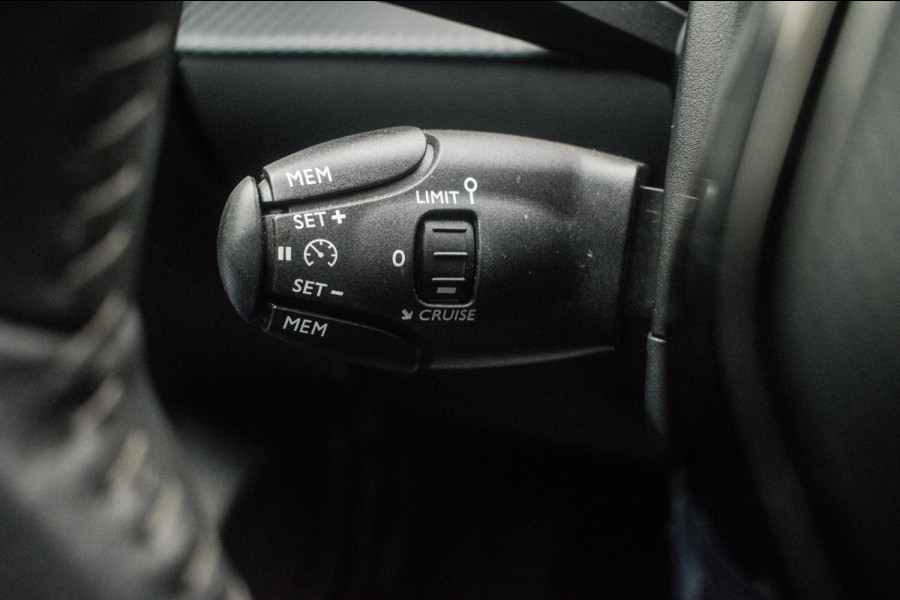 Peugeot e-208 EV Active Pack 50 kWh SOH 92% NL-auto [ 1e Eigenaar Carplay LED Parkeersensoren 16 Inch Velgen Cruise Control ]