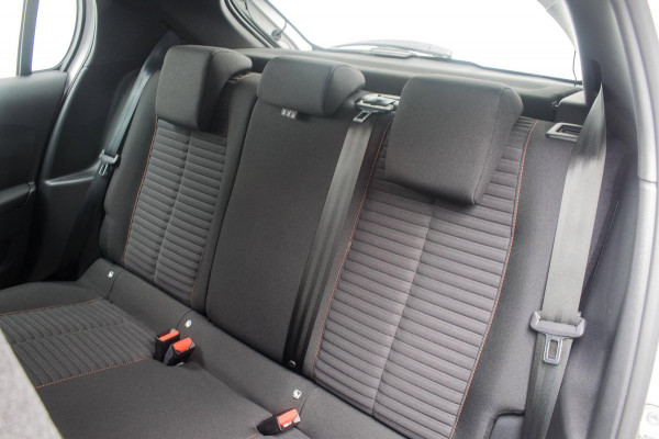 Peugeot e-208 EV Active Pack 50 kWh SOH 92% NL-auto [ 1e Eigenaar Carplay LED Parkeersensoren 16 Inch Velgen Cruise Control ]