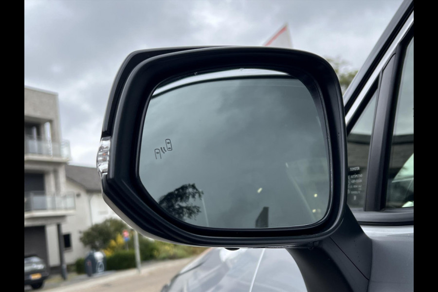 Toyota RAV4 2.5 Hybrid Bi Tone Plus | JBL, 360 Camera, Groot scherm, Stoel + Stuurverwarming, Blind spot, Elektrische achterklep