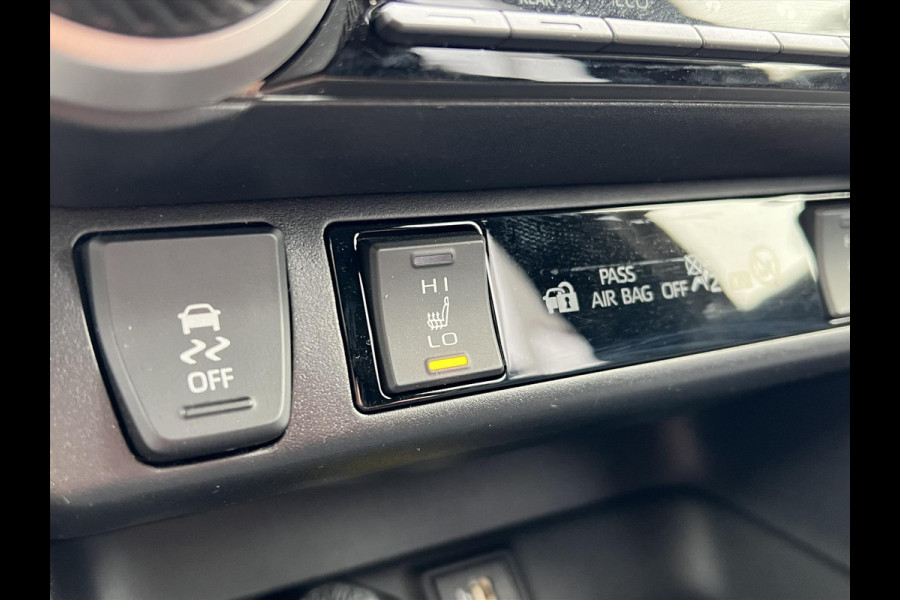 Toyota RAV4 2.5 Hybrid Bi Tone Plus | JBL, 360 Camera, Groot scherm, Stoel + Stuurverwarming, Blind spot, Elektrische achterklep