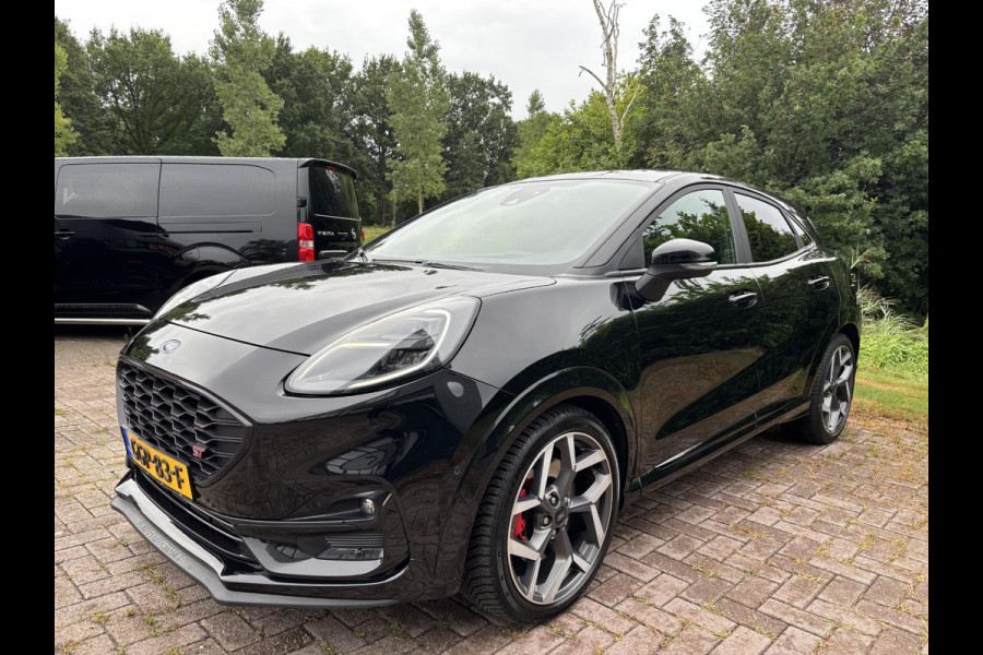 Ford Puma 1.5 EcoBoost ST-X 200 PK | Recaro Stoelen | Performance Pack | Climate Control | Winterpack | Achteruitrijcamera | 19 inch