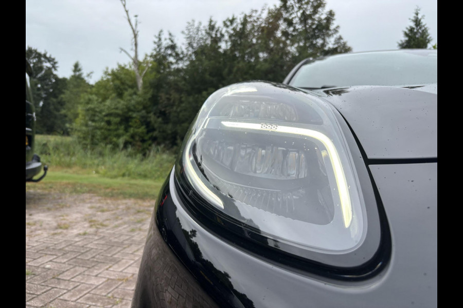 Ford Puma 1.5 EcoBoost ST-X 200 PK | Recaro Stoelen | Performance Pack | Climate Control | Winterpack | Achteruitrijcamera | 19 inch