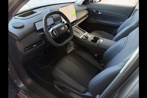 GEELY Starray EM-i MAX+ PHEV LONG RANGE NIEUWE AUTO | 29,8 kWh ACCU | 136 KM WLTP | PANORAMADAK | STOELVERWARMING/KOELING | LEER | MET MASSAGE