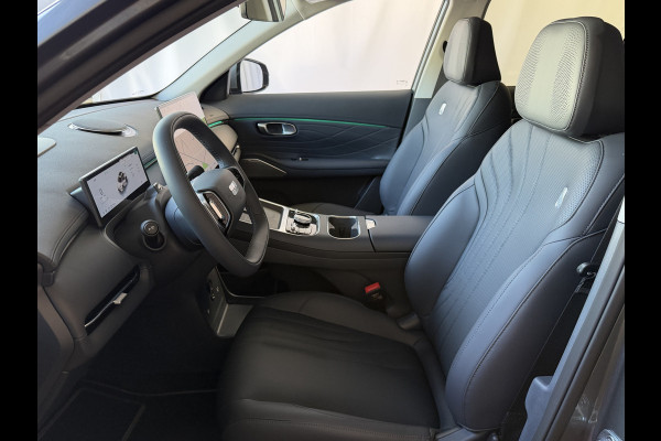 GEELY Starray EM-i MAX+ PHEV LONG RANGE NIEUWE AUTO | 29,8 kWh ACCU | 136 KM WLTP | PANORAMADAK | STOELVERWARMING/KOELING | LEER | MET MASSAGE