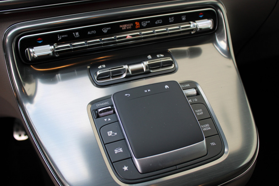 Mercedes-Benz V-Klasse 300d / XXL / AMG / DC / Exclusive / 4-Matic / Luchtv / Elec Stoelen / Burmester / NIEUWSTAAT