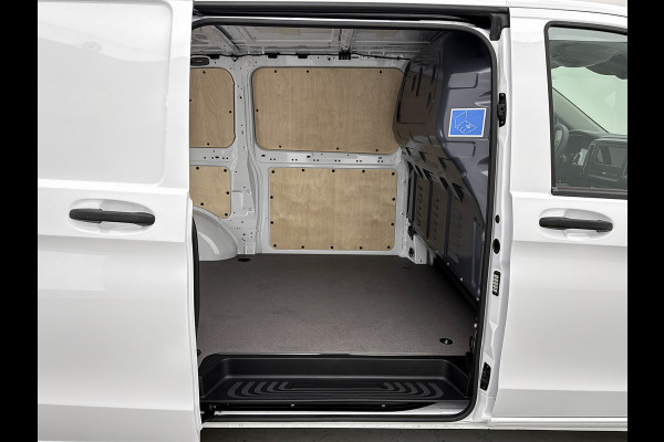 Mercedes-Benz Vito 116 CDI L2 Pro Multibeam Led Trekhaak 2500kg Carplay Parkeerpakket Stoelverwarming