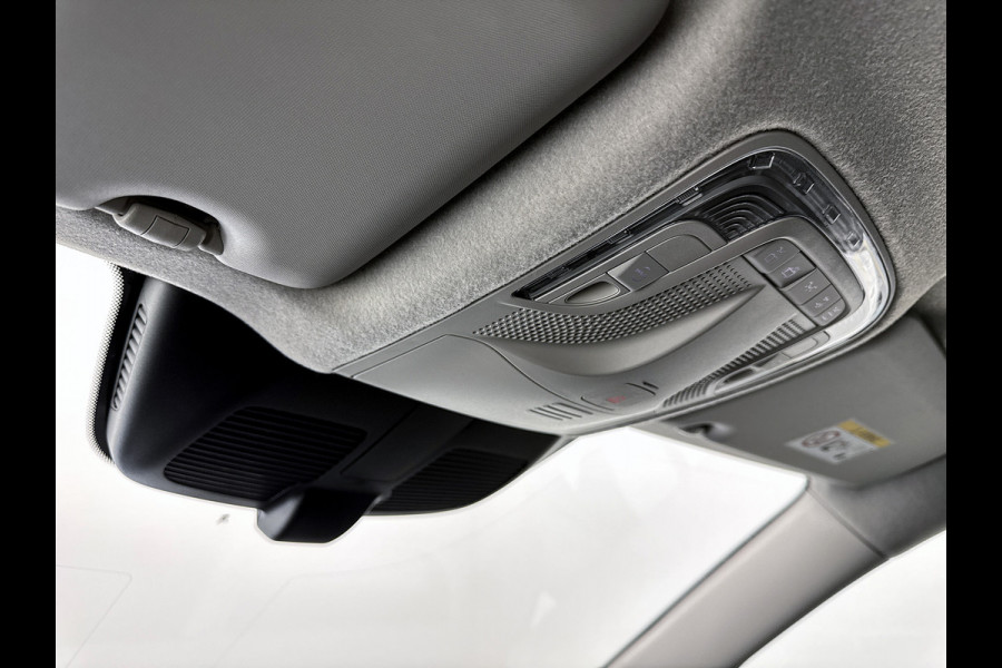 Mercedes-Benz Vito 116 CDI L2 Pro Multibeam Led Trekhaak 2500kg Carplay Parkeerpakket Stoelverwarming
