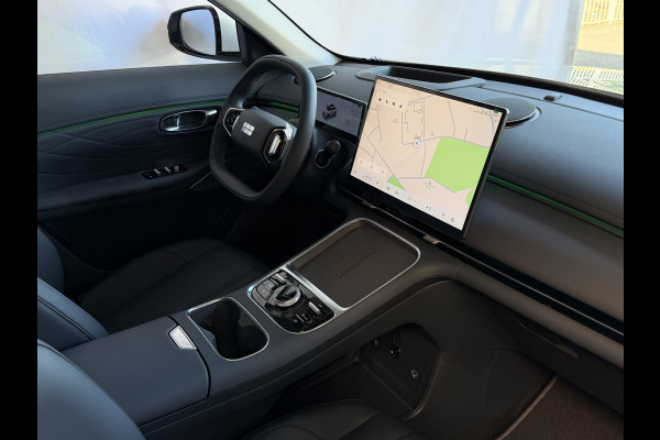 GEELY Starray EM-i MAX+ PHEV LONG RANGE NIEUWE AUTO | 29,8 kWh ACCU | 136 KM WLTP | PANORAMADAK | STOELVERWARMING/KOELING | LEER | MET MASSAGE